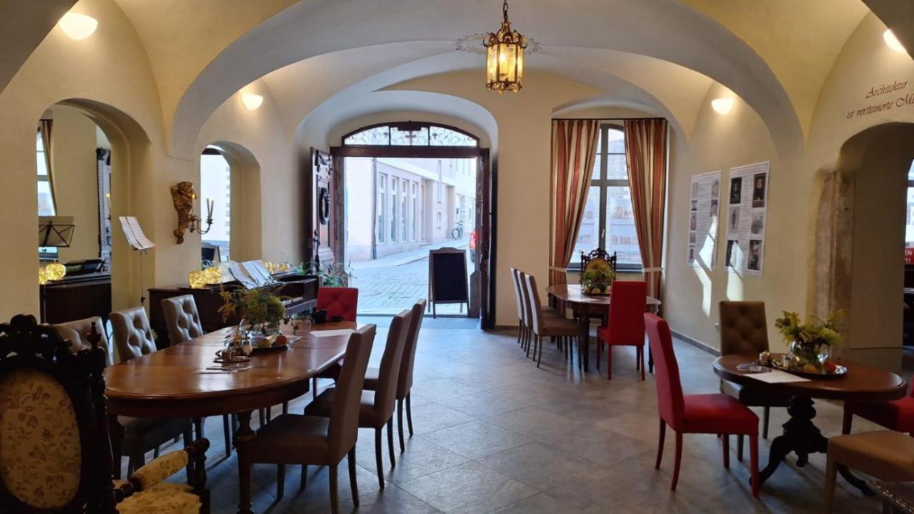 Stadtpalais Bellevue-Suite 3- Zimmer- Maisonettewohnung Mit Dachterrasse Maximal 4 Personen Бауцен Екстериор снимка